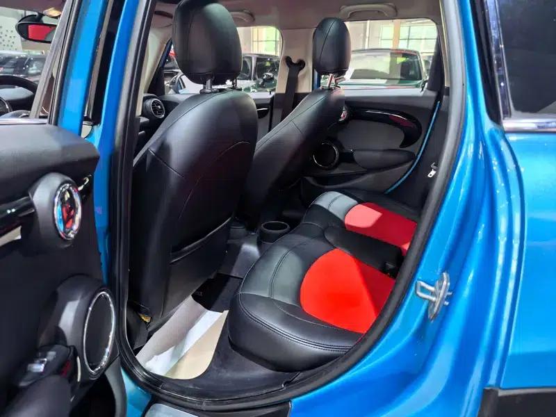 2018 MINI 1.5T ONE PLUS 5-Door — миниатюра 17