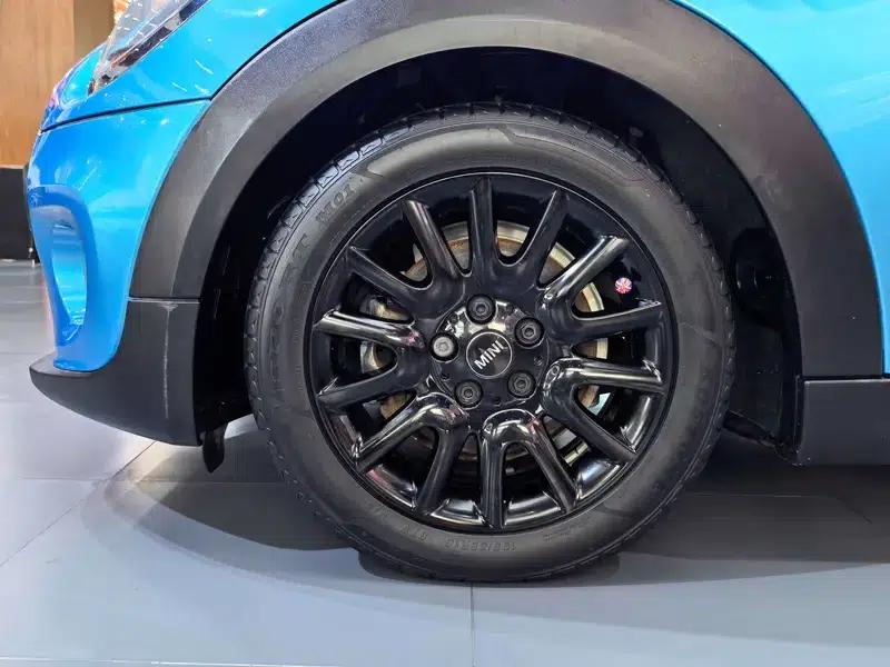 2018 MINI 1.5T ONE PLUS 5-Door — миниатюра 10