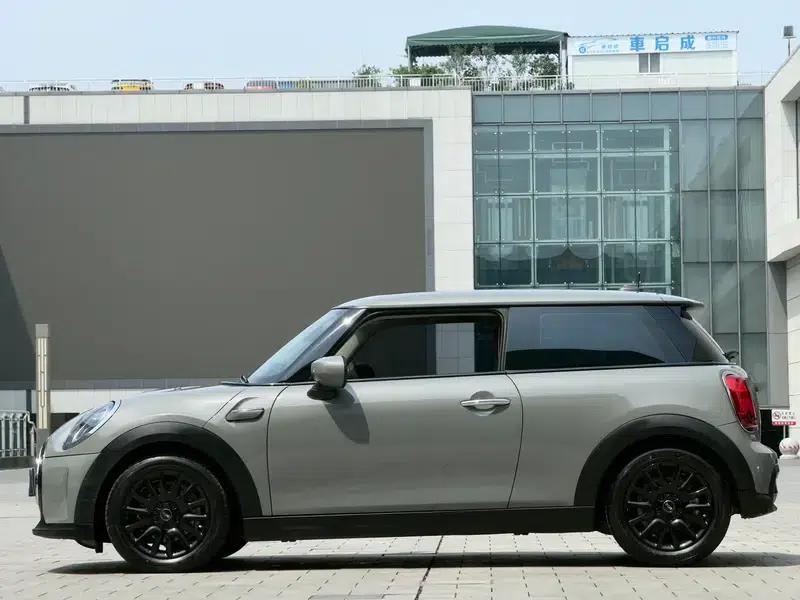 MINI 2022 1.5T ONE — миниатюра 4