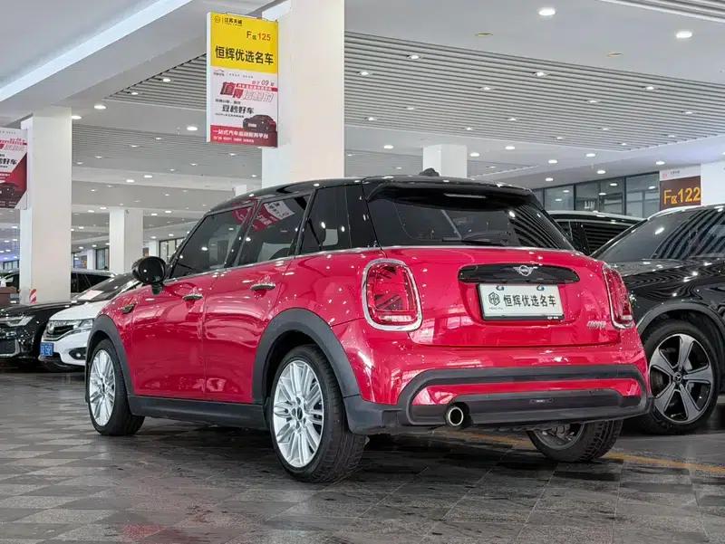 2022 MINI 1.5T COOPER Classic 5-Door — миниатюра 3