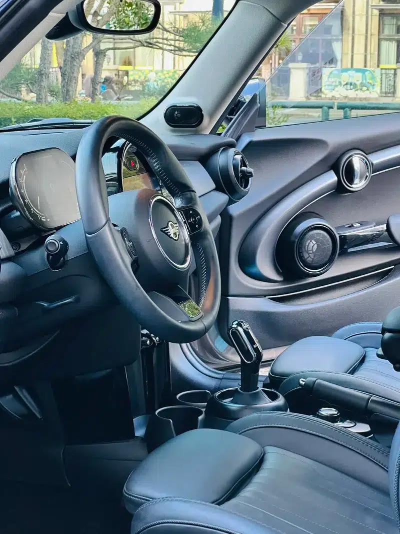 MINI 2022 2.0T COOPER S Artist — миниатюра 11