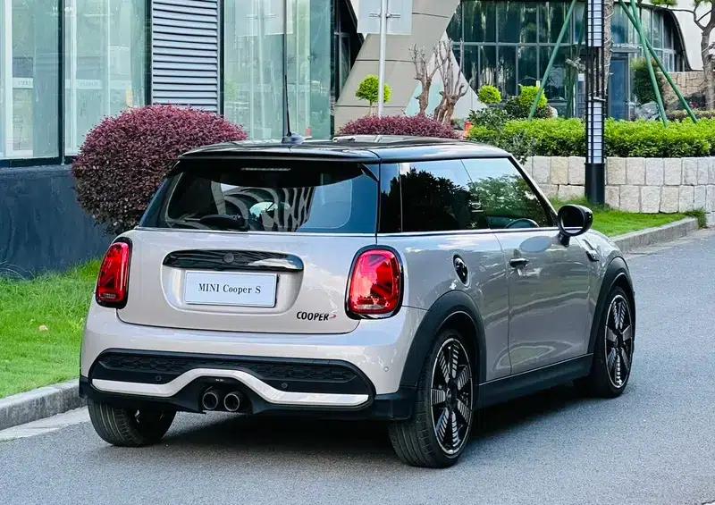 MINI 2022 2.0T COOPER S Artist — миниатюра 6