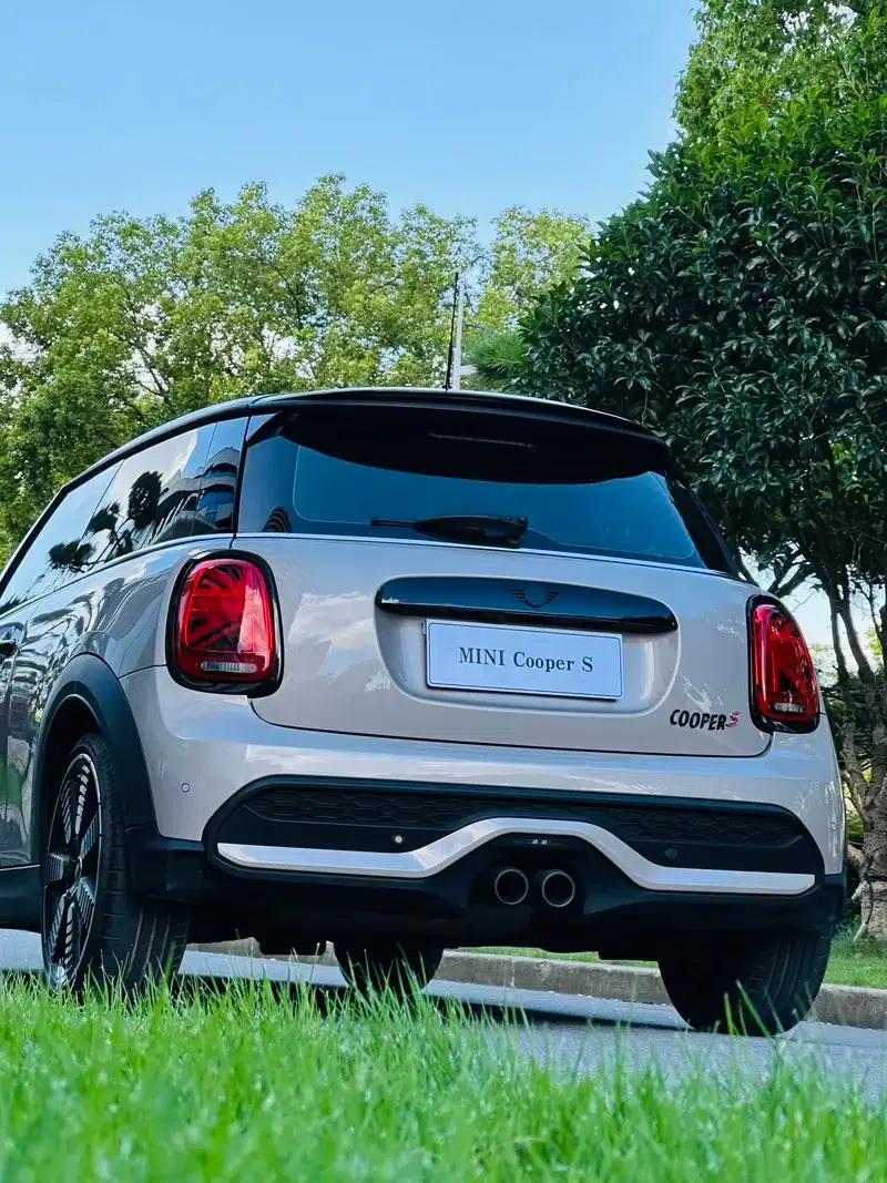 MINI 2022 2.0T COOPER S Artist — миниатюра 8