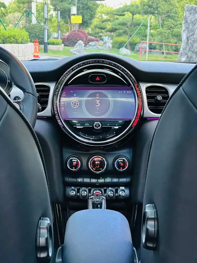 MINI 2022 2.0T COOPER S Artist — миниатюра 10
