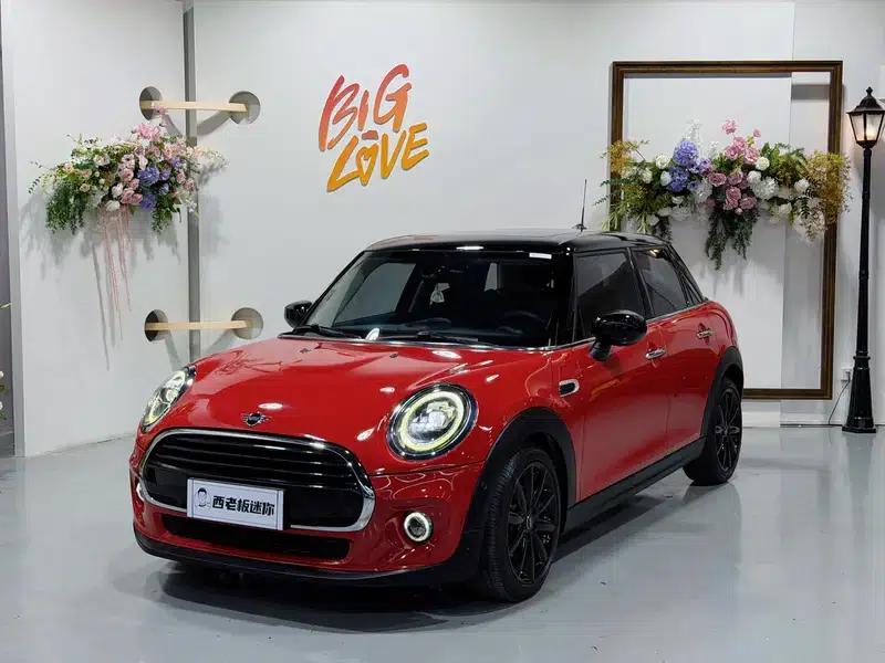 MINI 2019 1.5T COOPER Artist 5-Door Edition — миниатюра 1