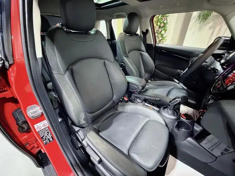 MINI 2019 1.5T COOPER Artist 5-Door Edition — миниатюра 11