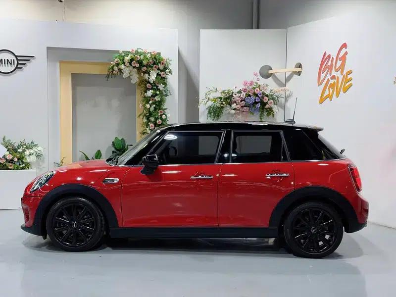 MINI 2019 1.5T COOPER Artist 5-Door Edition — миниатюра 3
