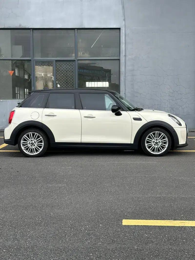 MINI 2022 1.5T COOPER Artist 5-Door Edition — миниатюра 6