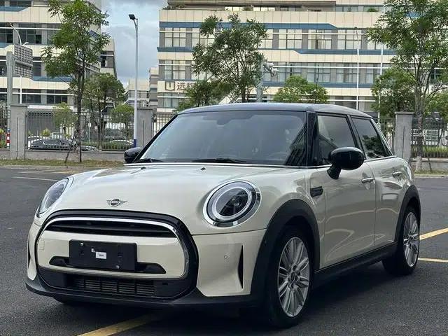 MINI 2022 1.5T COOPER Artist 5-Door Edition