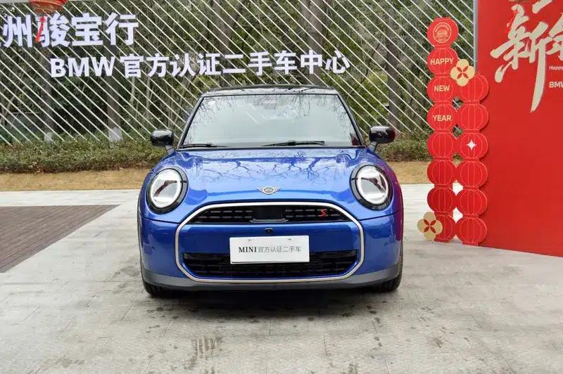 MINI 2025 2.0T COOPER S 5-Door Artist Edition — миниатюра 2