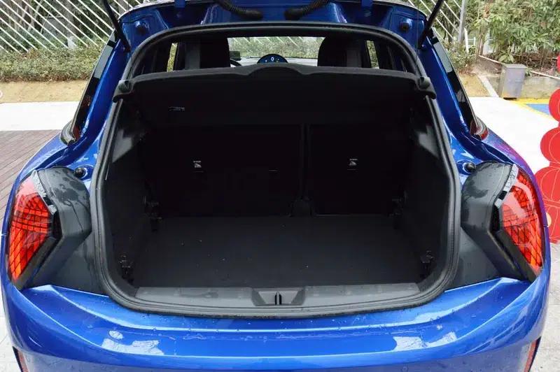 MINI 2025 2.0T COOPER S 5-Door Artist Edition — миниатюра 15