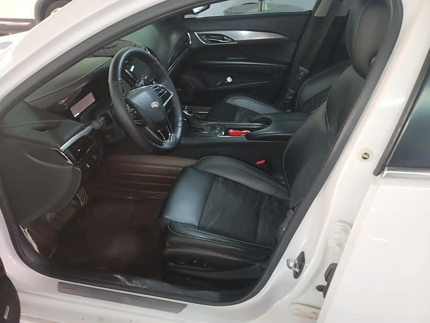 Cadillac ATS-L 2014 25T Comfort Model — миниатюра 17