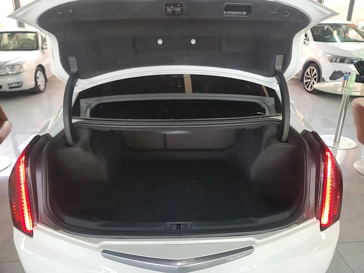 Cadillac ATS-L 2014 25T Comfort Model — миниатюра 22