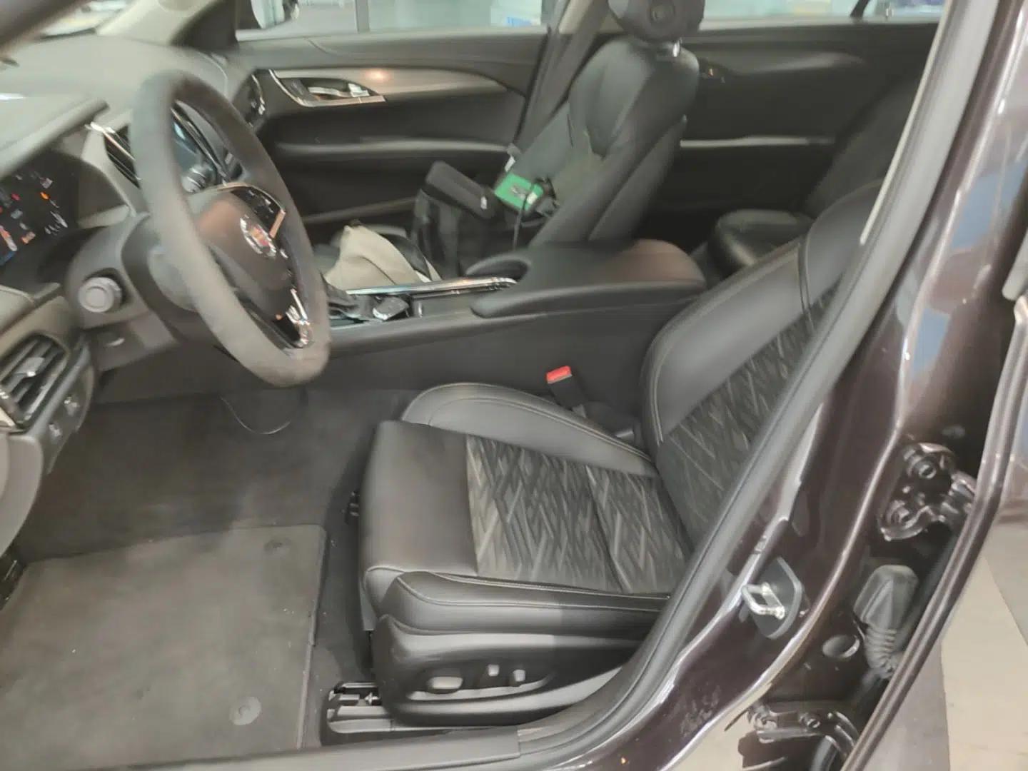 Cadillac ATS-L 2014 25T Comfort Model — миниатюра 22