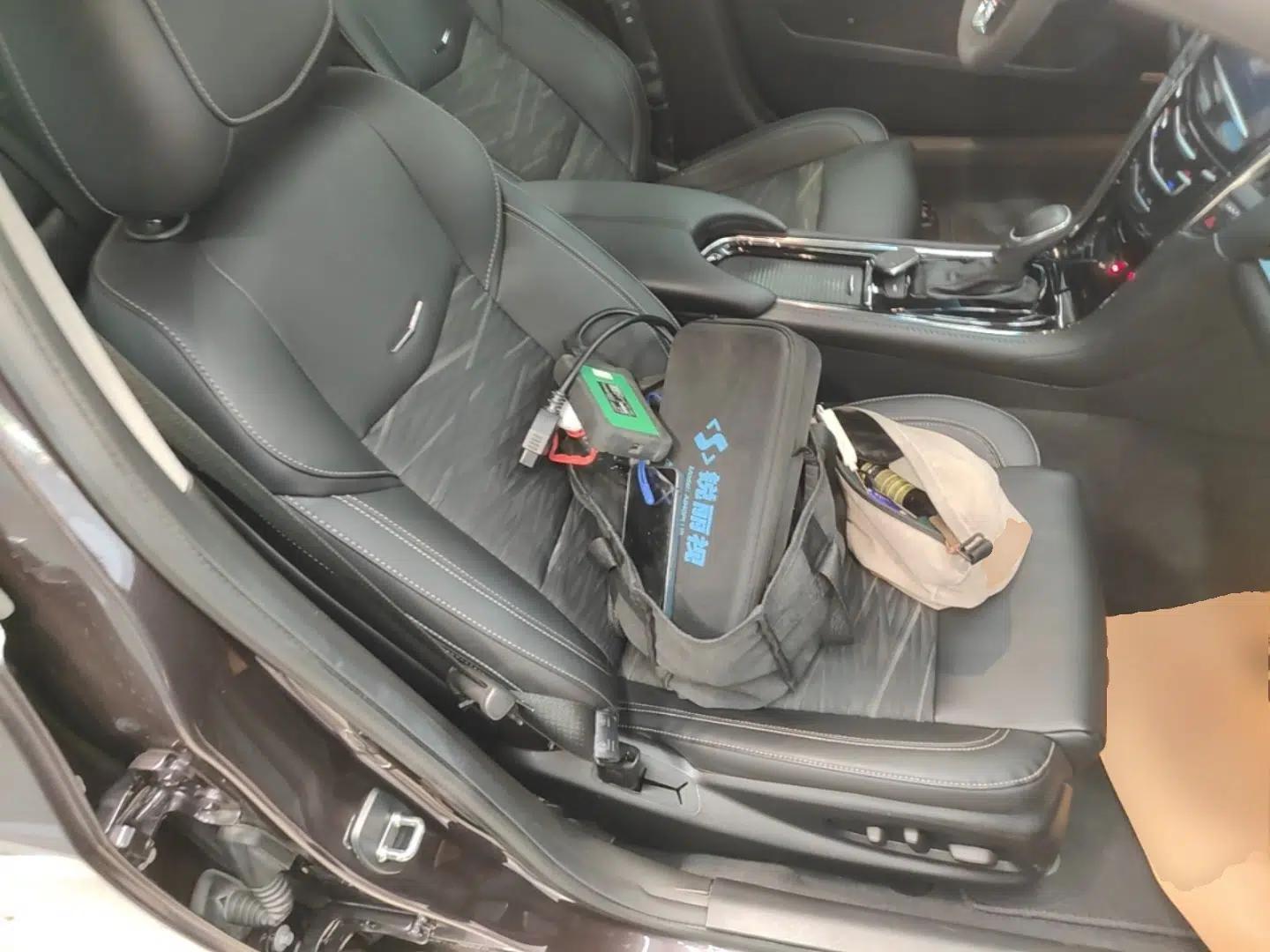 Cadillac ATS-L 2014 25T Comfort Model — миниатюра 24