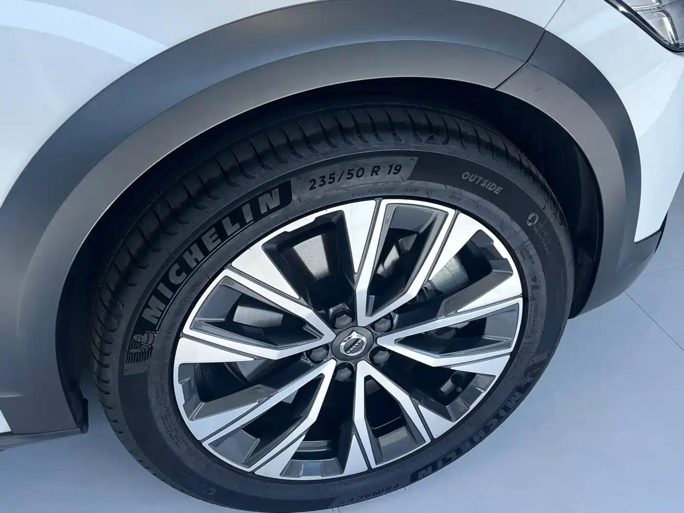 2022 Volvo V90 Cross Country B5 AWD Smart Edition — миниатюра 8