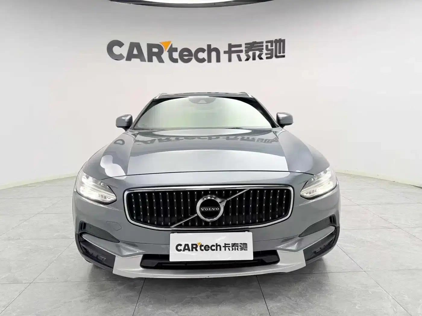 2019 Volvo V90 Cross Country T5 AWD Smart Edition (China V Emission Standard) — миниатюра 2