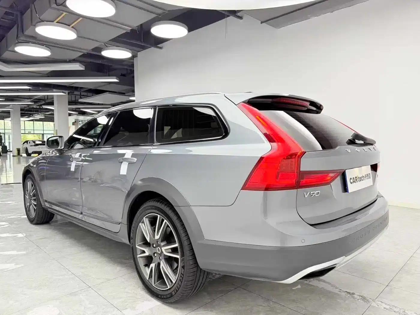 2019 Volvo V90 Cross Country T5 AWD Smart Edition (China V Emission Standard) — миниатюра 4