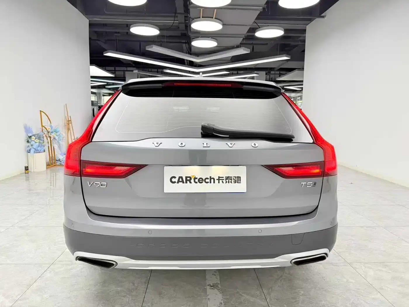 2019 Volvo V90 Cross Country T5 AWD Smart Edition (China V Emission Standard) — миниатюра 5