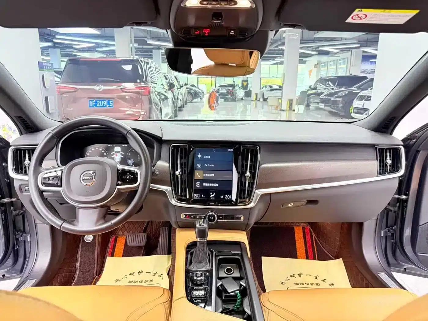 2019 Volvo V90 Cross Country T5 AWD Smart Edition (China V Emission Standard) — миниатюра 8
