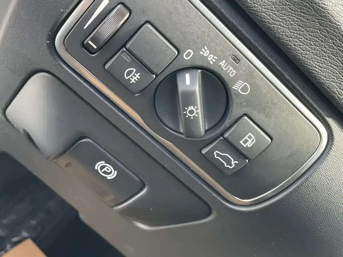 2015 Volvo V60 T5 Smart Edition — миниатюра 17