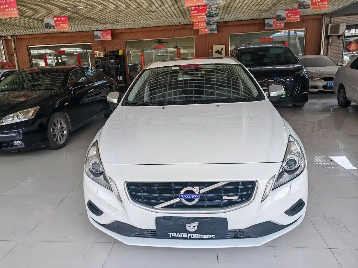 2012 Volvo V60 T6 AWD Sport Edition — миниатюра 2