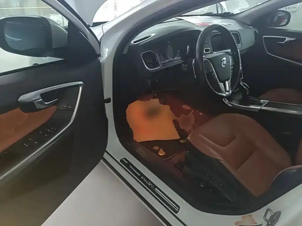 2015 Volvo V60 T5 Smart Edition — миниатюра 16
