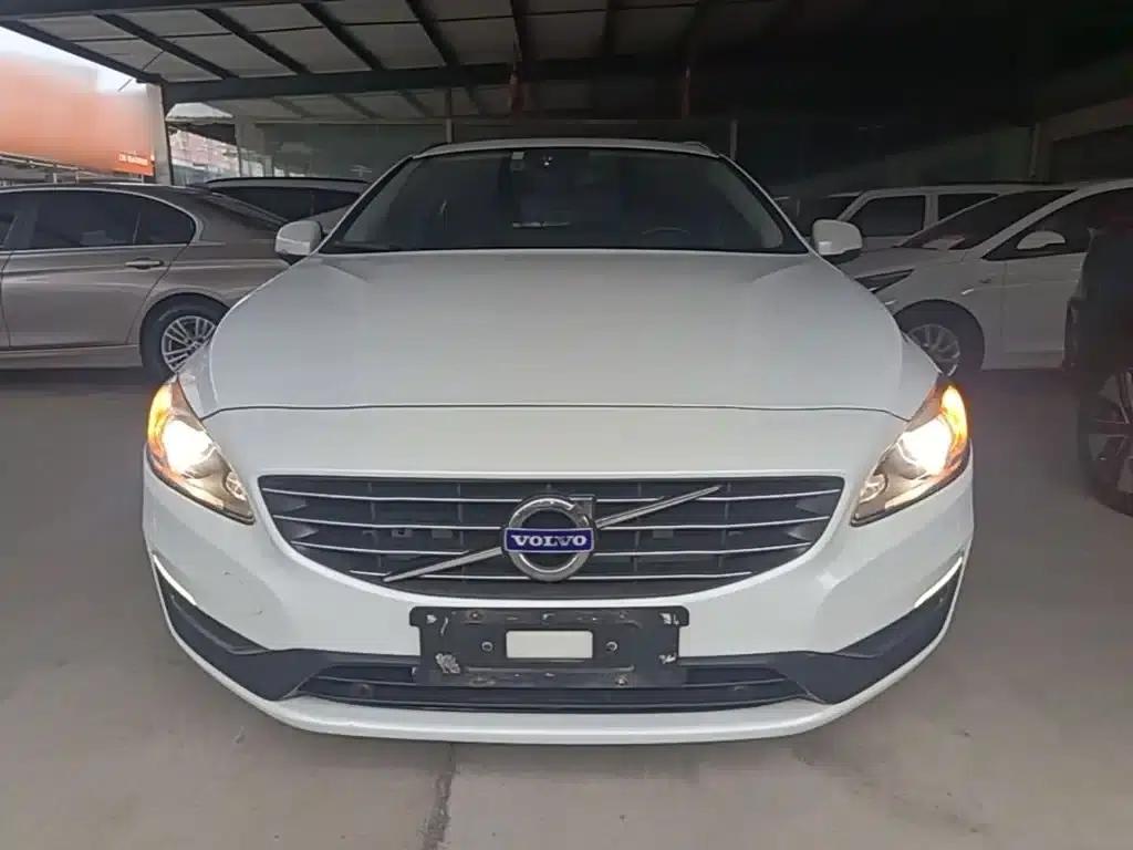 2015 Volvo V60 T5 Smart Edition — миниатюра 3