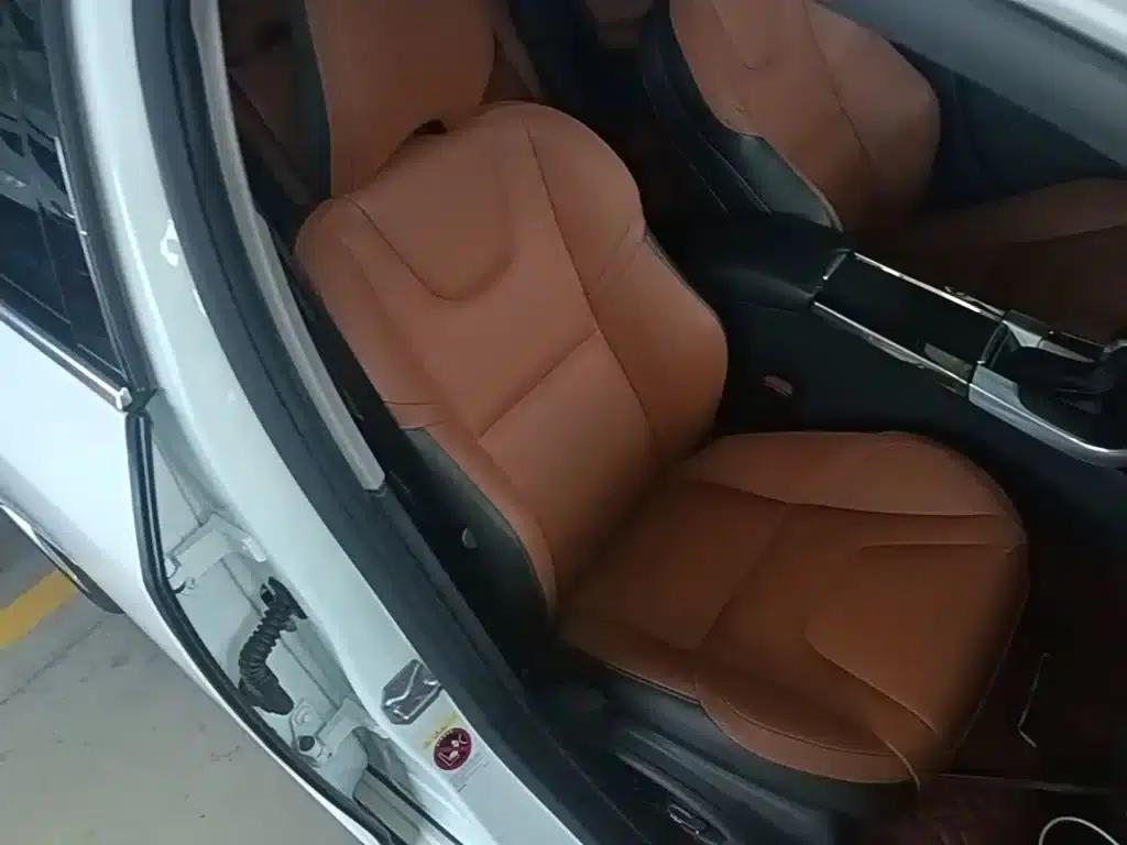 2015 Volvo V60 T5 Smart Edition — миниатюра 25