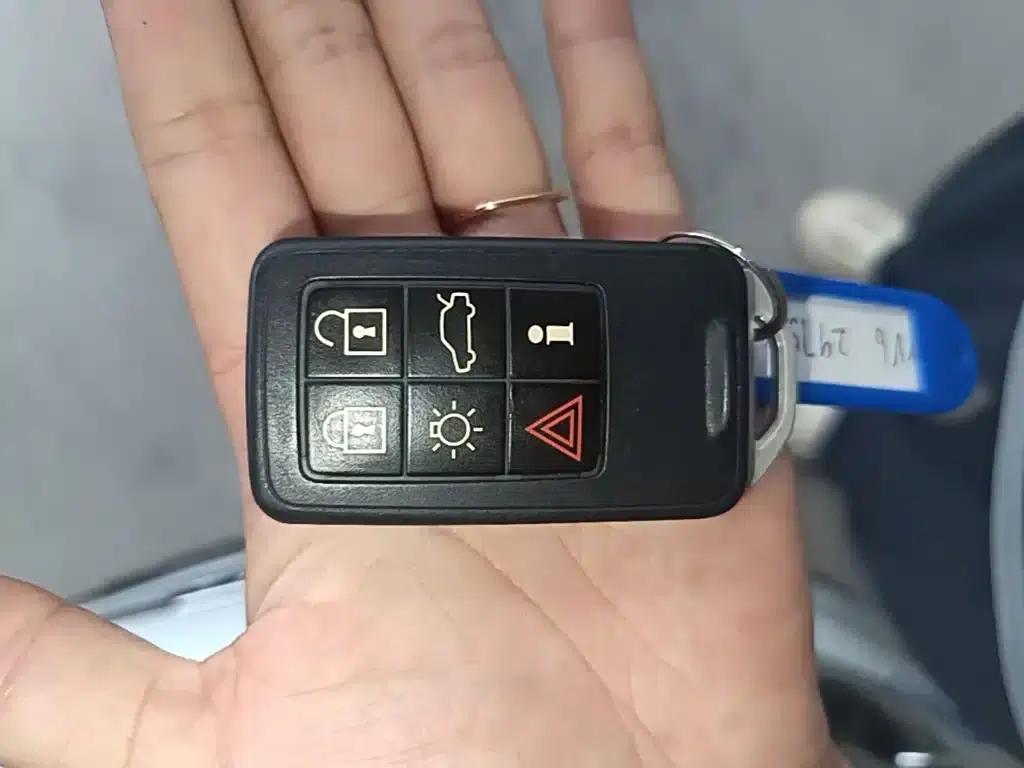2015 Volvo V60 T5 Smart Edition — миниатюра 9