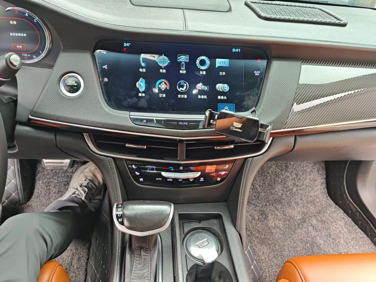 Cadillac CT6 2016 28T Leading Model — миниатюра 13