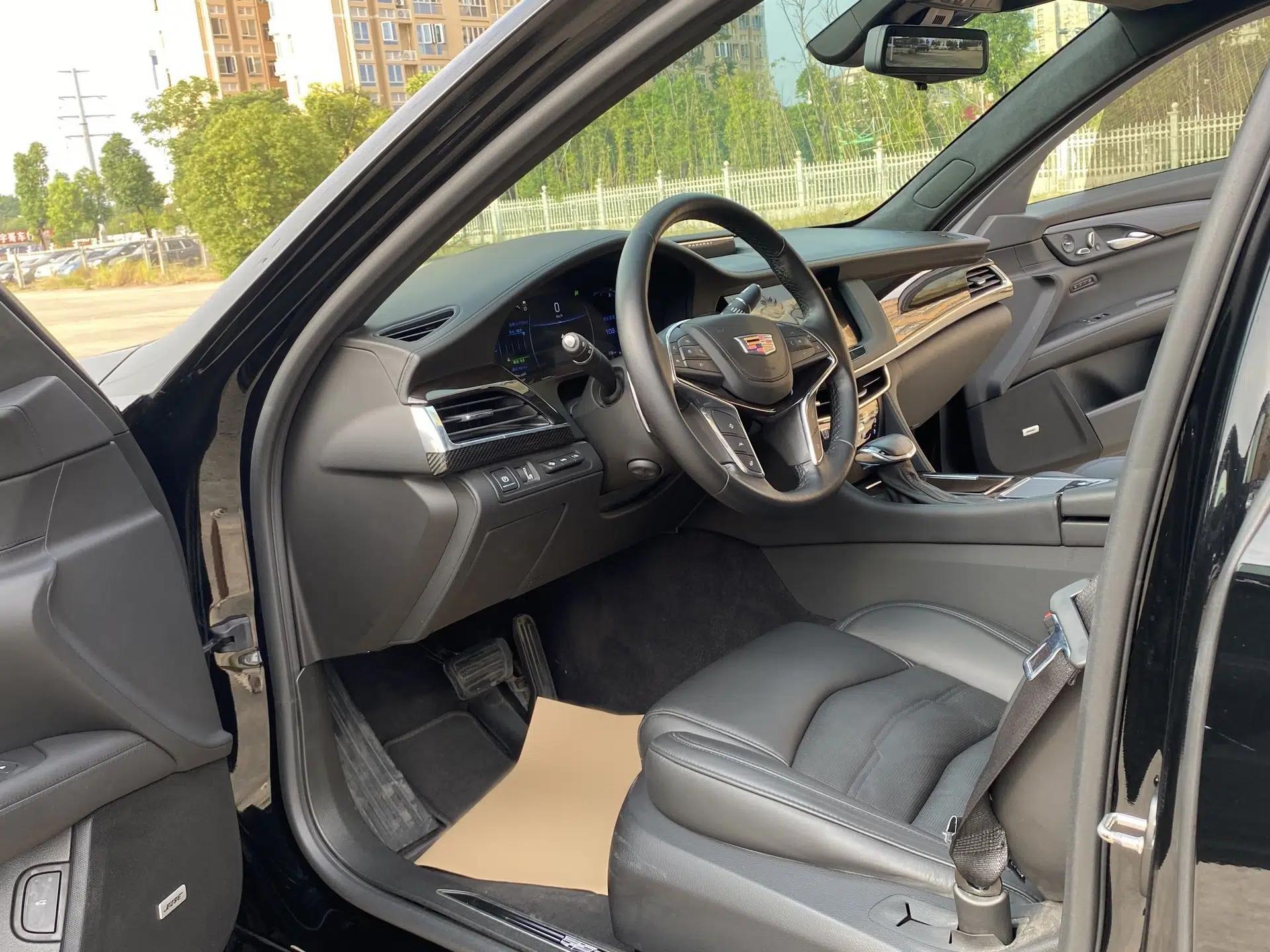 Cadillac CT6 2017 28T Platinum Edition — миниатюра 17