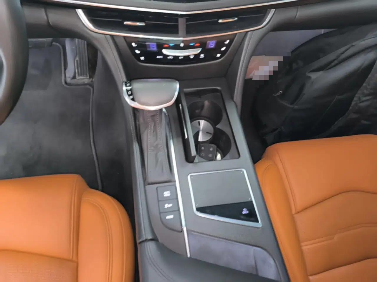 Cadillac CT6 2017 28T Premier Model — миниатюра 16