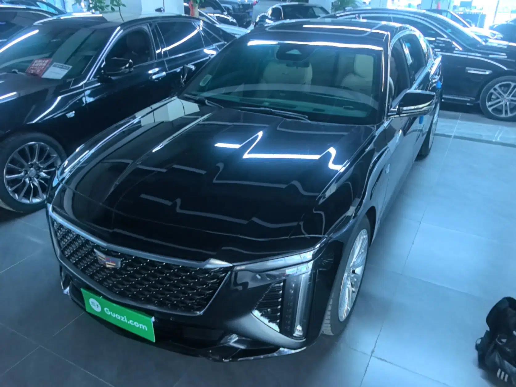 Cadillac CT6 2023 28T Luxury Version — миниатюра 1