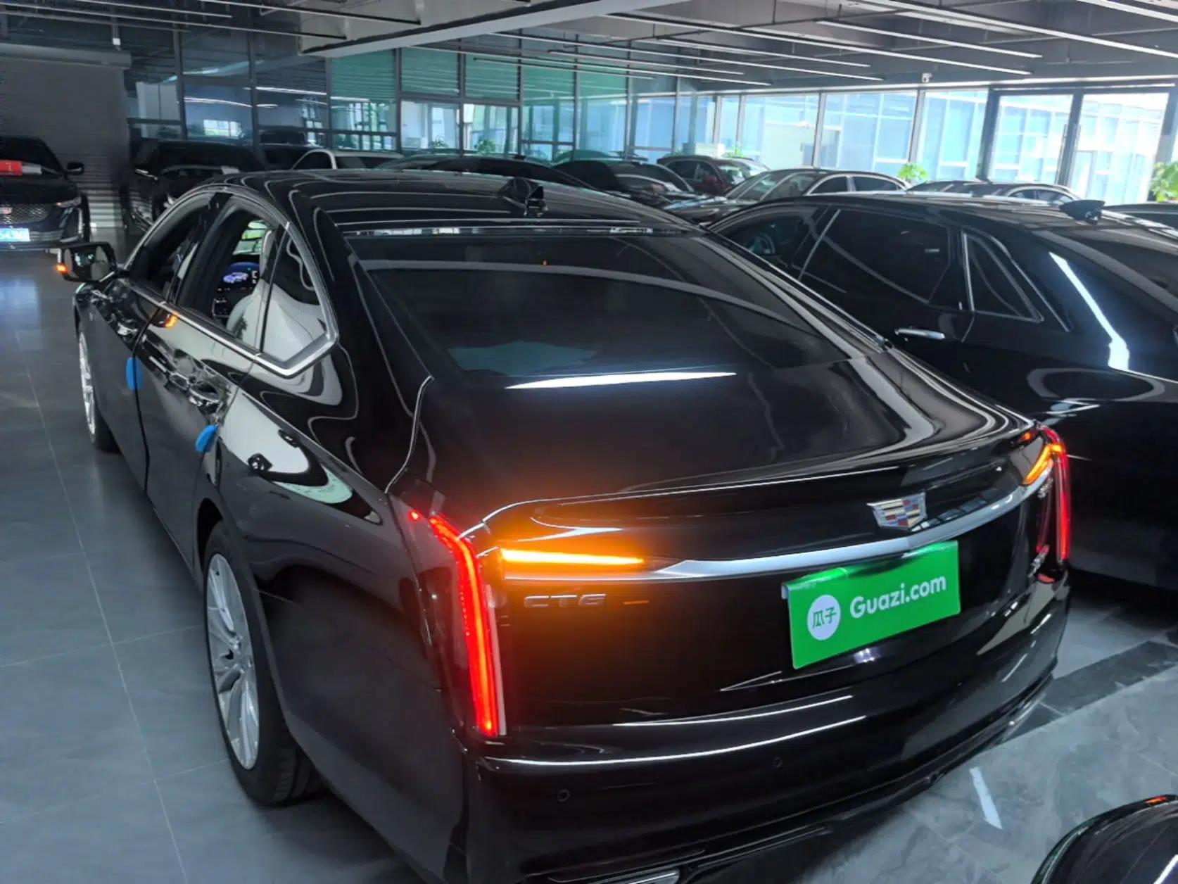Cadillac CT6 2023 28T Luxury Version — миниатюра 5