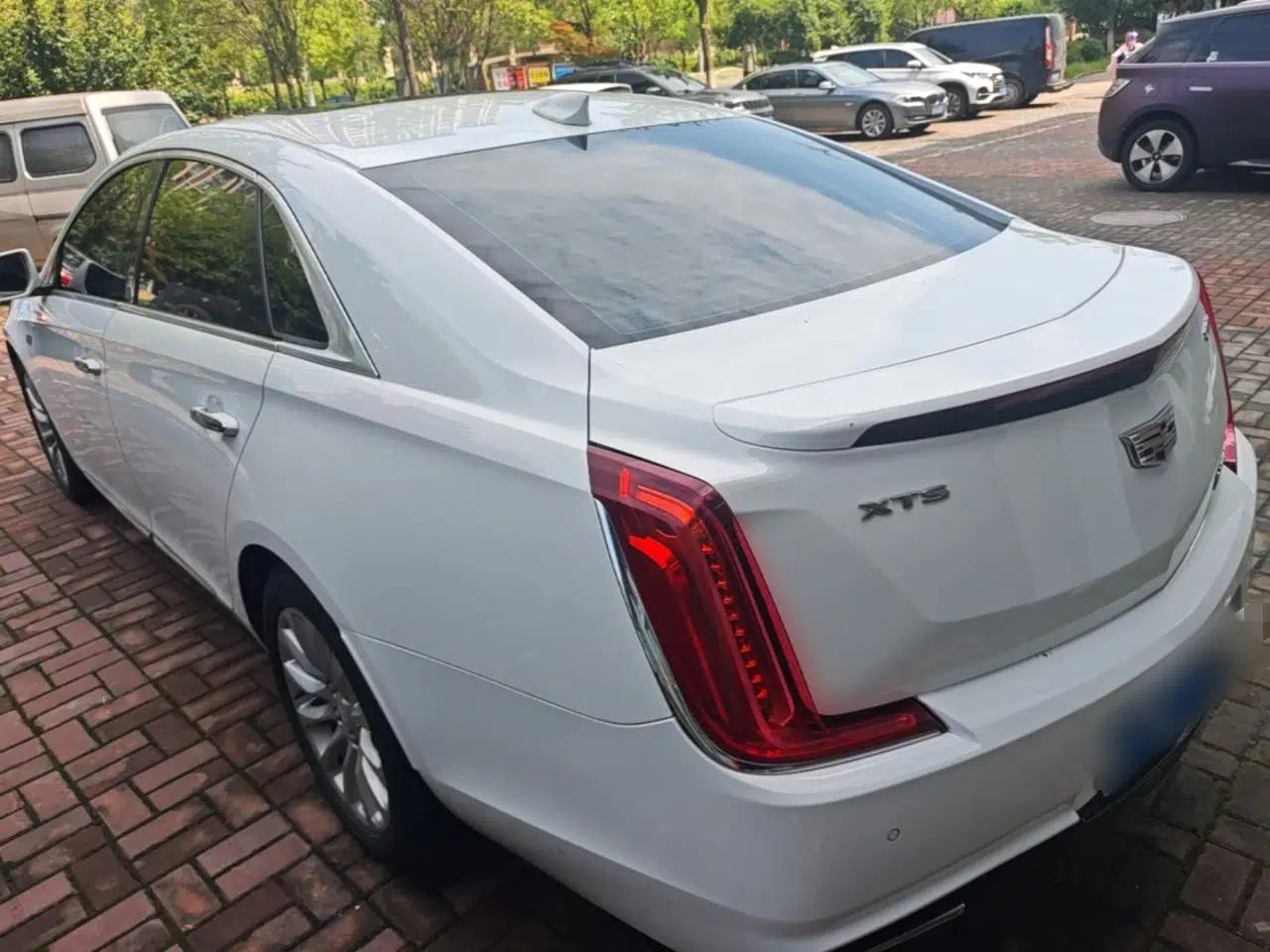 Cadillac XTS 2018 28T Tech Edition — миниатюра 4