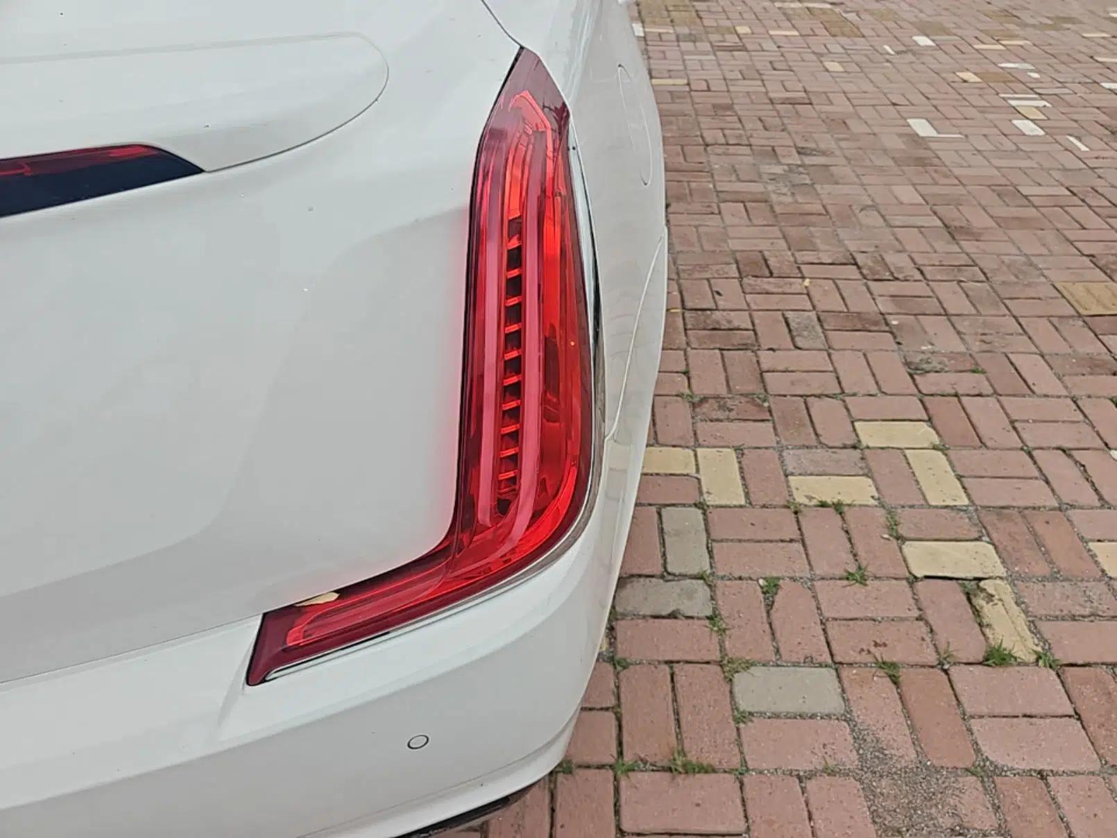 Cadillac XTS 2018 28T Tech Edition — миниатюра 9
