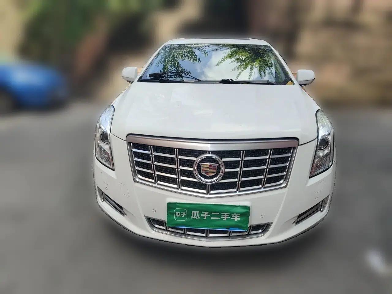 Cadillac XTS 2015 28T Elite Model — миниатюра 2