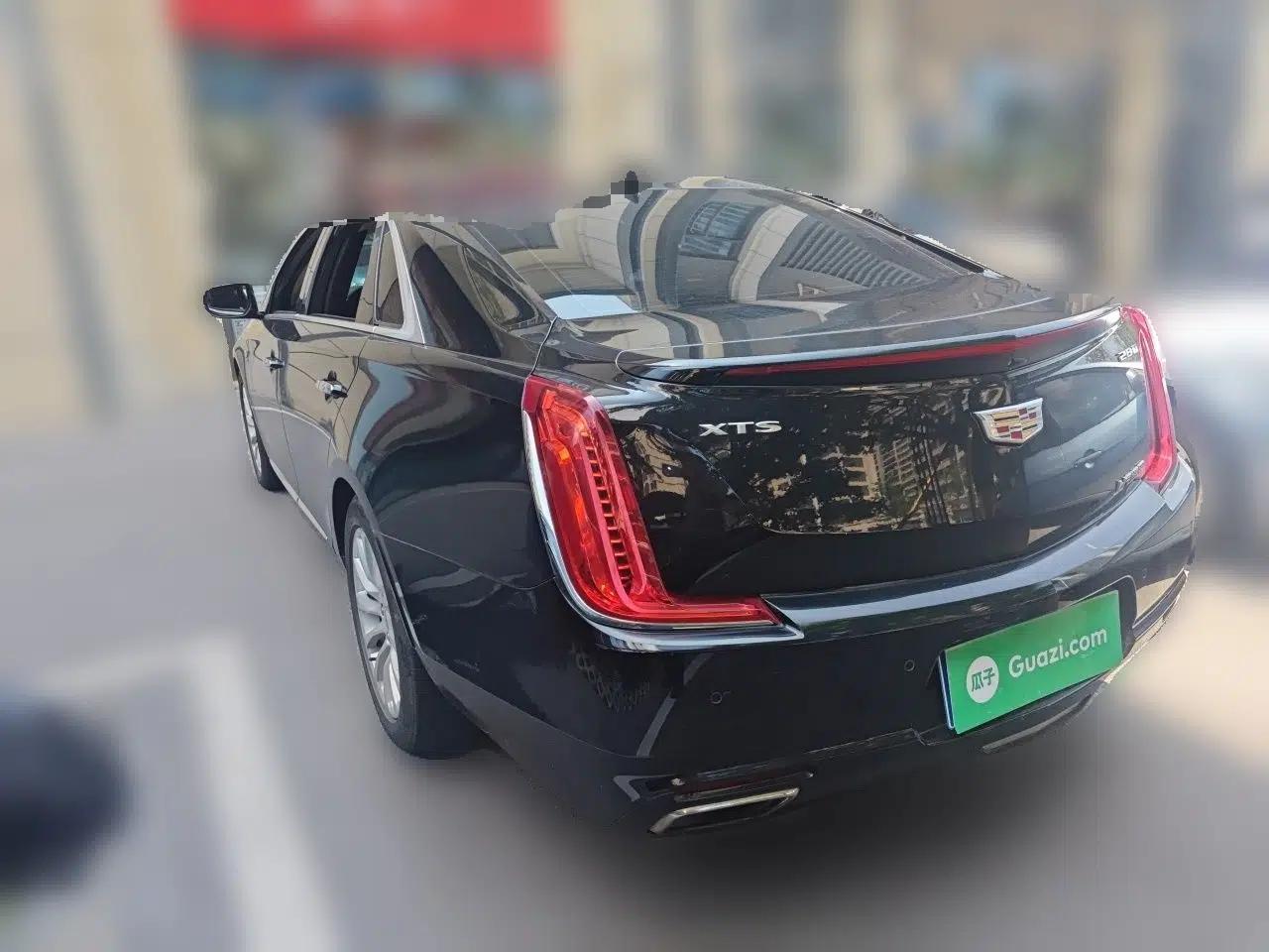 Cadillac XTS 2018 28T Elite Edition — миниатюра 4