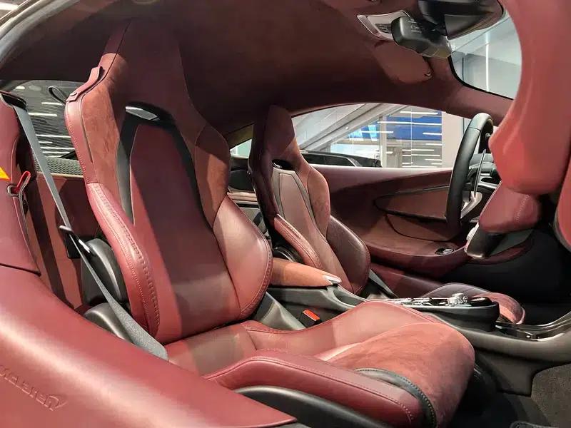 2022 McLaren GT 4.0T Automatic Rear-Wheel Drive 2-Seat Factory Custom Edition — миниатюра 11