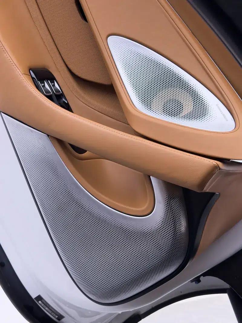 2022 McLaren GT 4.0T Automatic Rear-Wheel Drive 2-Seat Factory Custom Edition — миниатюра 7