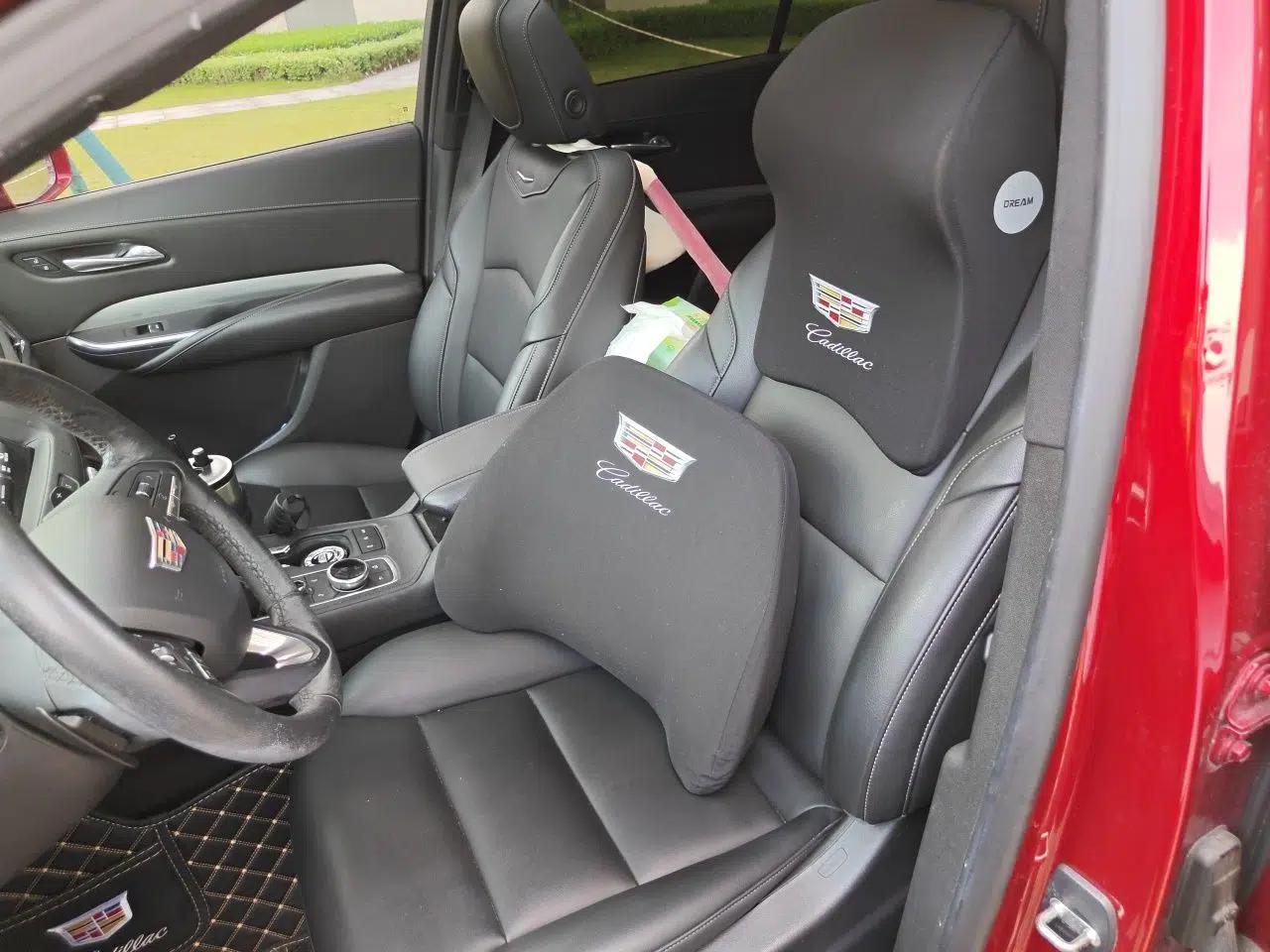 Cadillac XT4 2021 28T Two-Wheel Drive Leading Version — миниатюра 15
