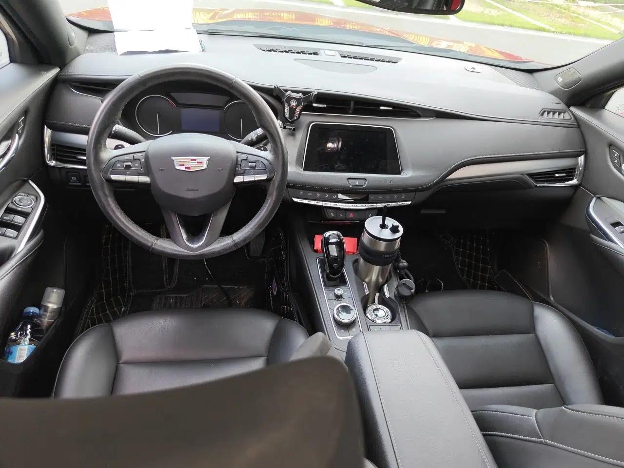 Cadillac XT4 2021 28T Two-Wheel Drive Leading Version — миниатюра 9