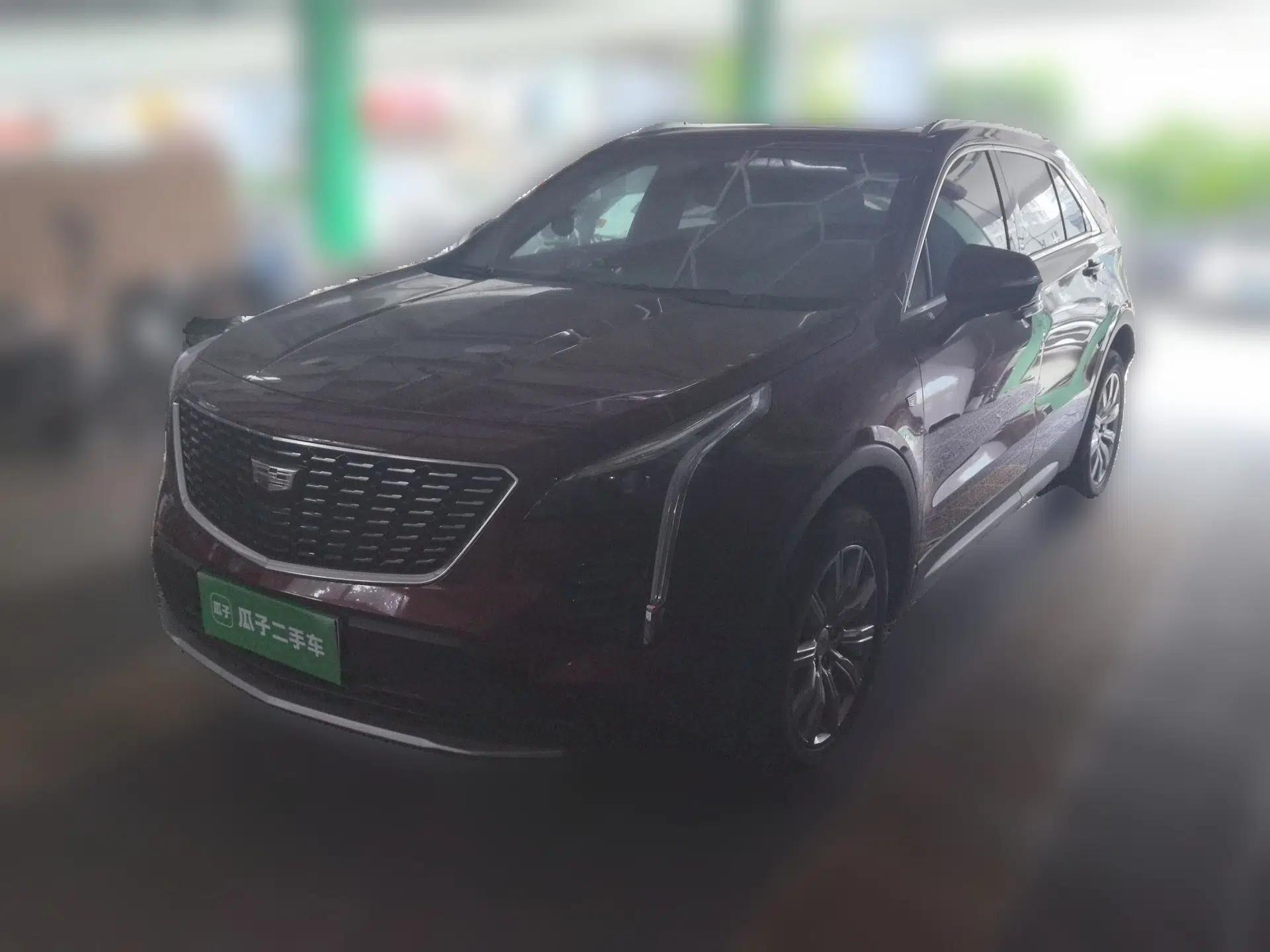 Cadillac XT4 2018 28T Two-Wheel-Drive Luxury Model — миниатюра 1
