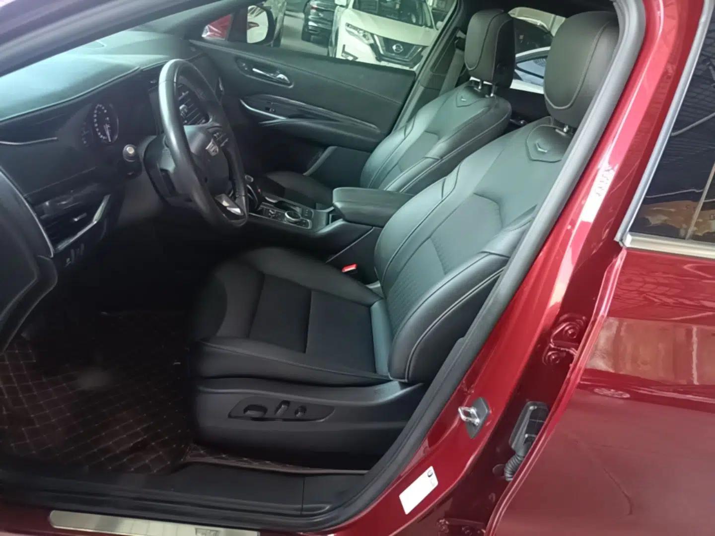 Cadillac XT4 2018 28T Two-Wheel Drive Tech Version — миниатюра 22