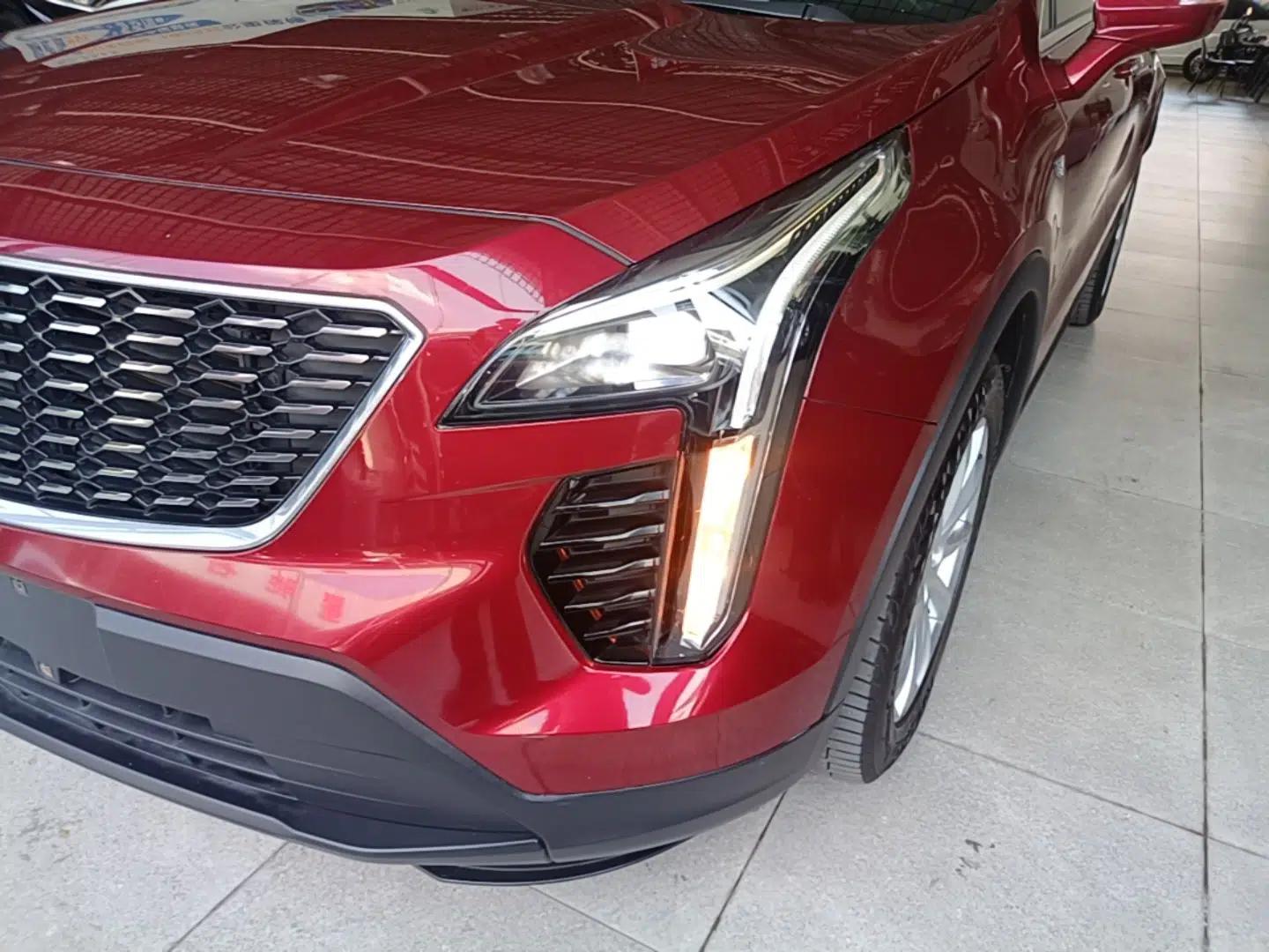 Cadillac XT4 2018 28T Two-Wheel Drive Tech Version — миниатюра 8