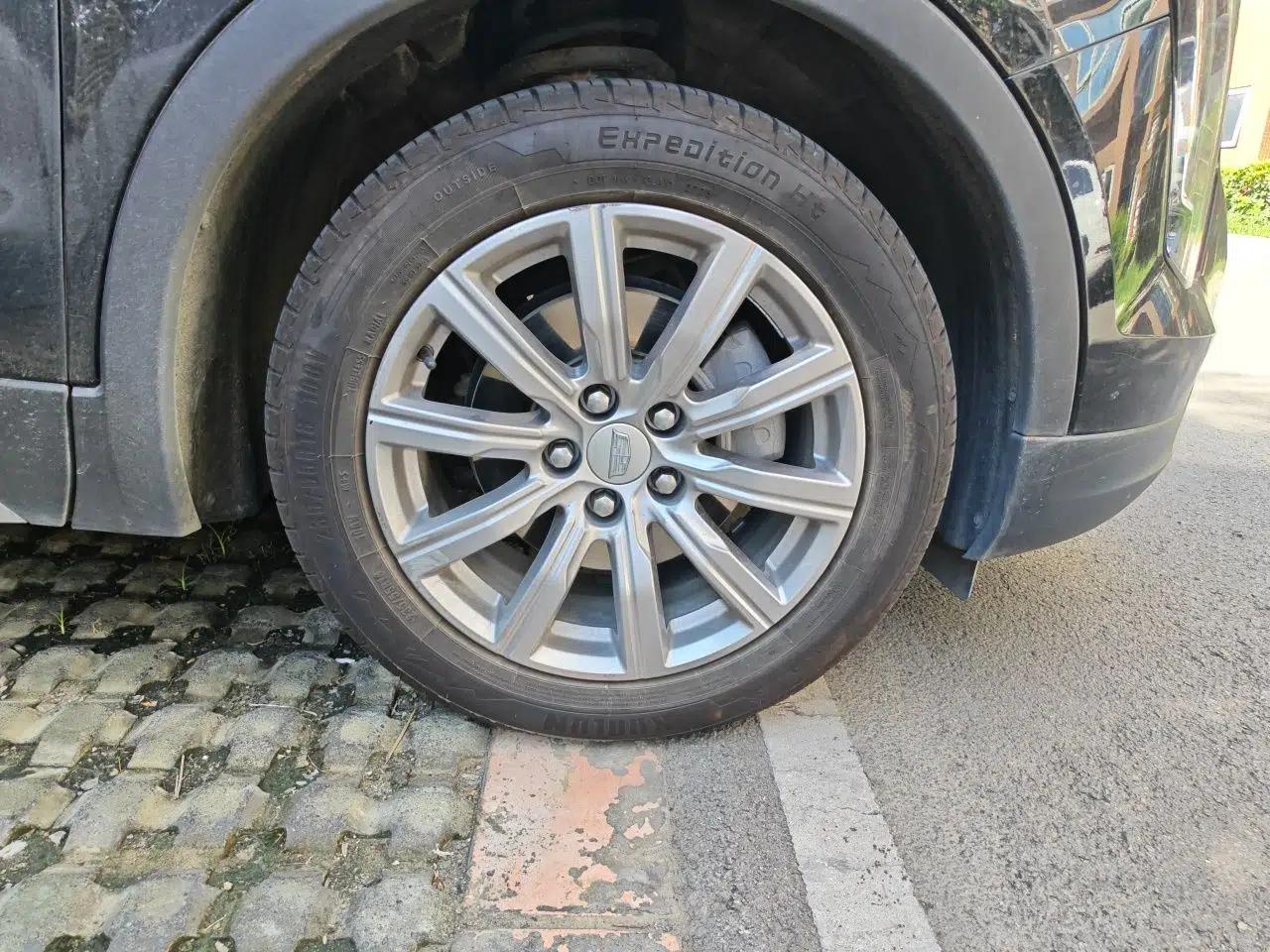 Cadillac XT4 2020 Revised Version 28T Two-Wheel Drive Leading Edition — миниатюра 8