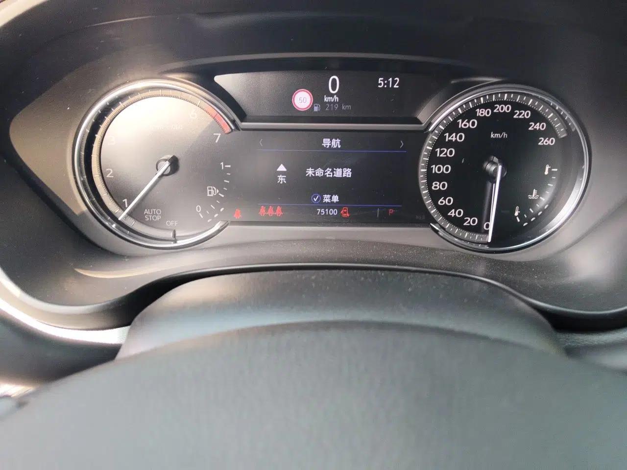 Cadillac XT4 2018 28T Two-Wheel Drive Leading Version — миниатюра 12