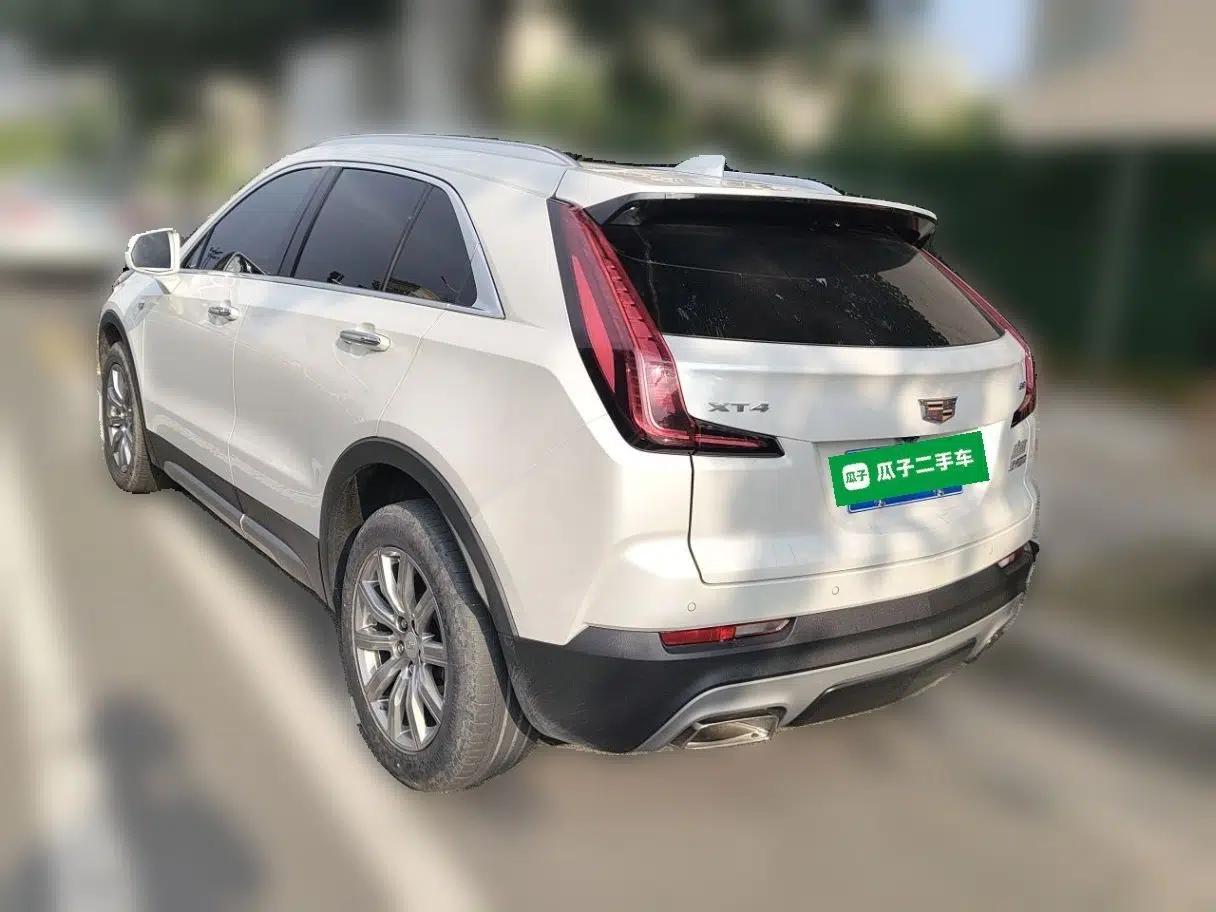 Cadillac XT4 2018 28T Two-Wheel Drive Leading Version — миниатюра 4