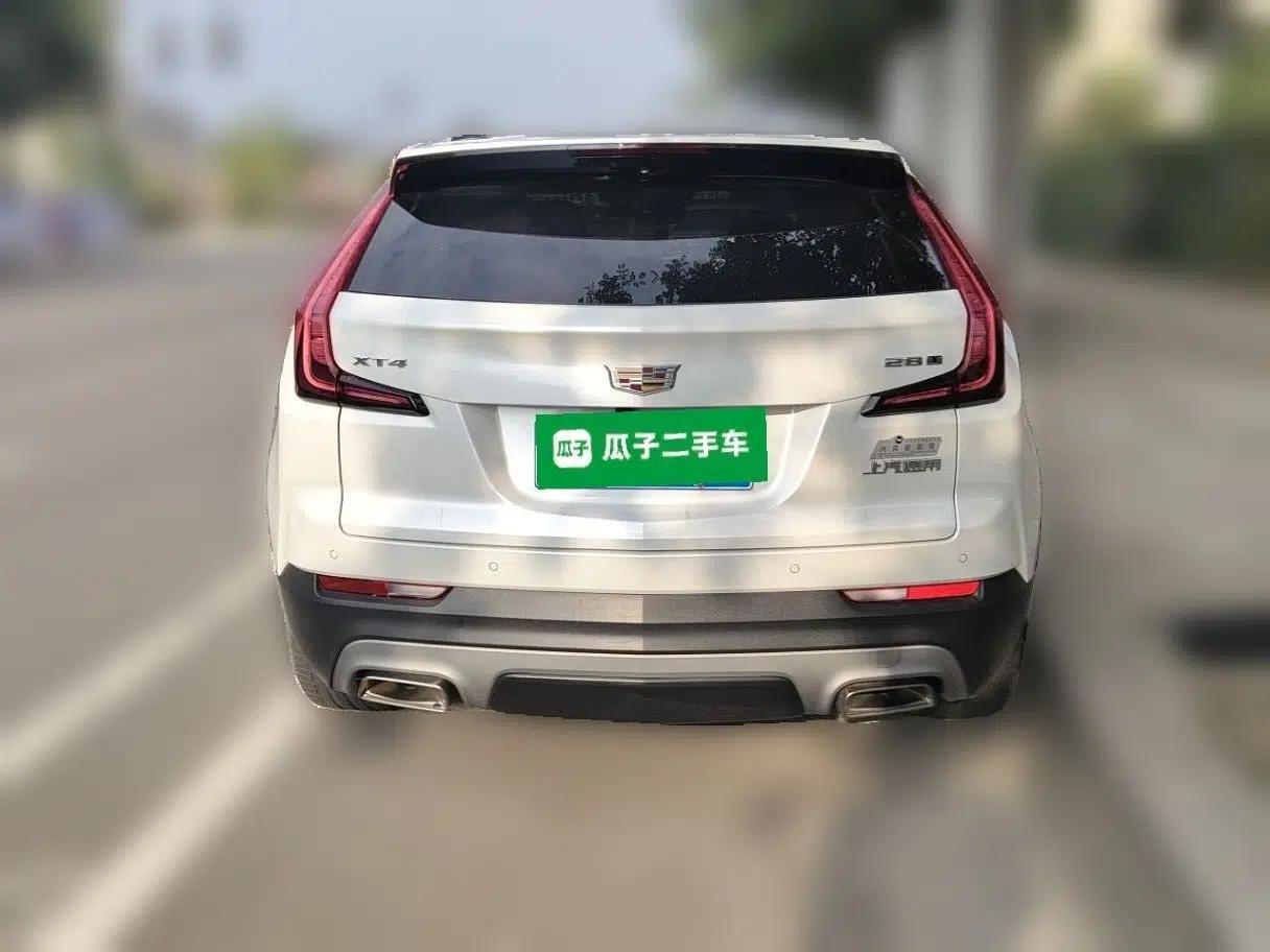 Cadillac XT4 2018 28T Two-Wheel Drive Leading Version — миниатюра 5